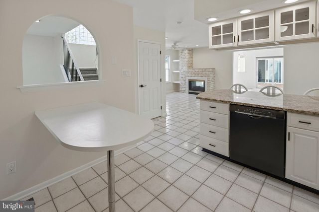 21 DIS CT, Sewell, NJ 08080