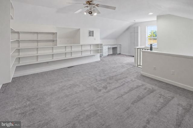 21 DIS CT, Sewell, NJ 08080
