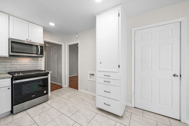 9614 Long Branch Lane, Houston, TX 77055