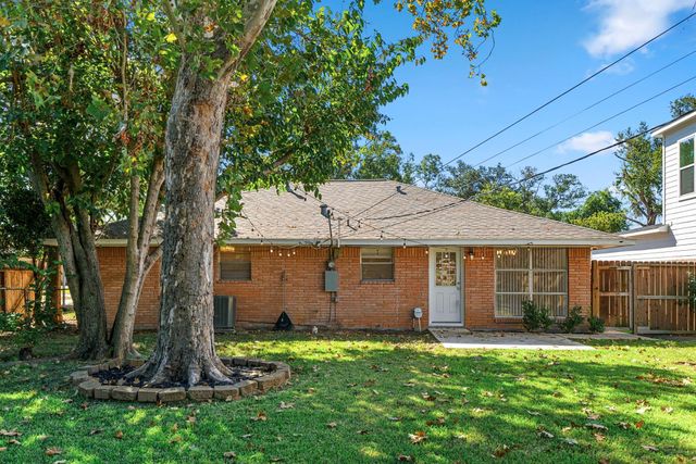 9614 Long Branch Lane, Houston, TX 77055