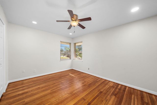 9614 Long Branch Lane, Houston, TX 77055