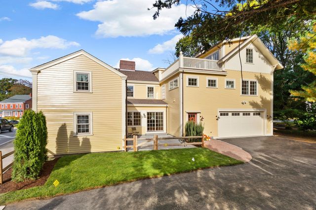2 Pleasant St 2, Lexington, MA 02421