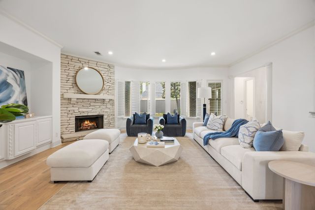 6828 Chevy Chase Avenue, Dallas, TX 75225