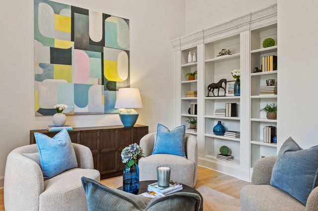 6828 Chevy Chase Avenue, Dallas, TX 75225