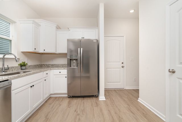 109 Hook and Ladder Ln, La Vergne, TN 37086