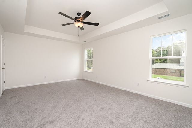 109 Hook and Ladder Ln, La Vergne, TN 37086