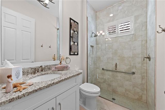 9096 Isla Bella CIR, Bonita Springs, FL 34135