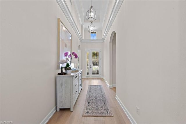 9096 Isla Bella CIR, Bonita Springs, FL 34135