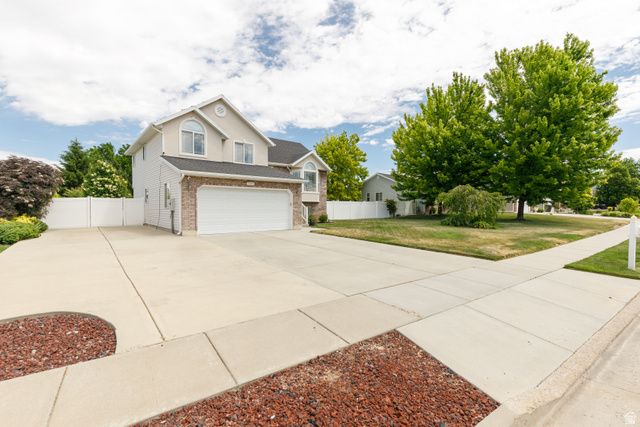 2402 W 2375 -, Clinton, UT 84015