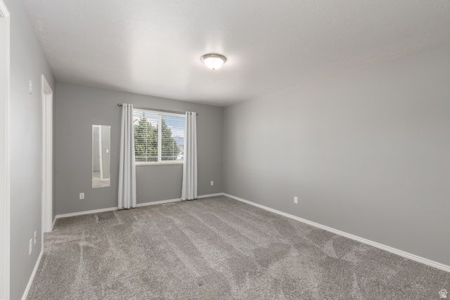 2402 W 2375 -, Clinton, UT 84015