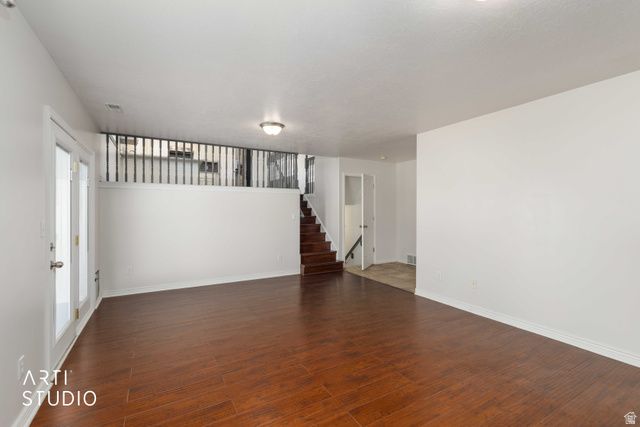 2402 W 2375 -, Clinton, UT 84015