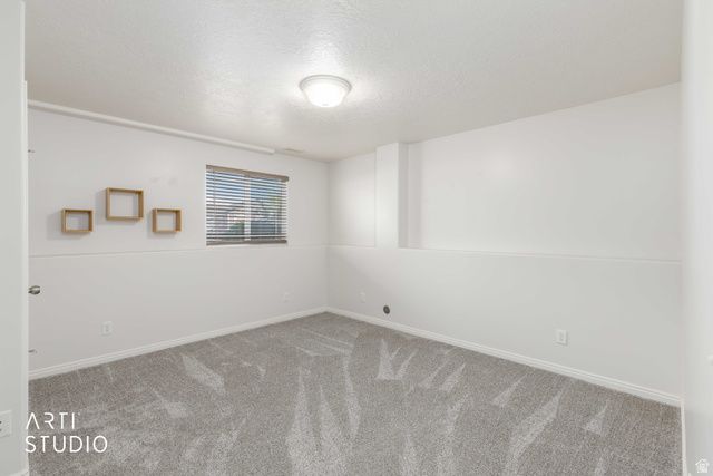 2402 W 2375 -, Clinton, UT 84015