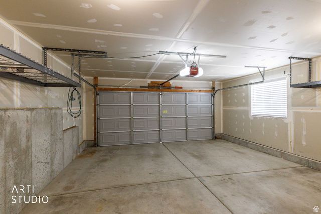 2402 W 2375 -, Clinton, UT 84015