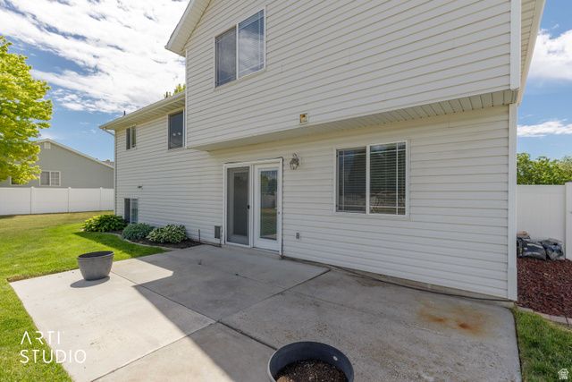 2402 W 2375 -, Clinton, UT 84015