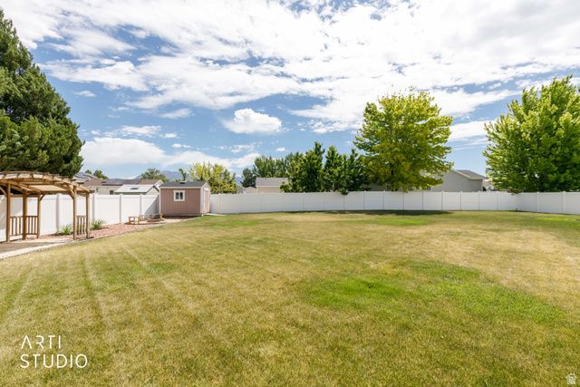 2402 W 2375 -, Clinton, UT 84015