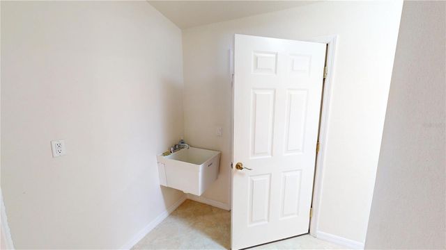 313 MONACO DRIVE 5, Punta Gorda, FL 33950