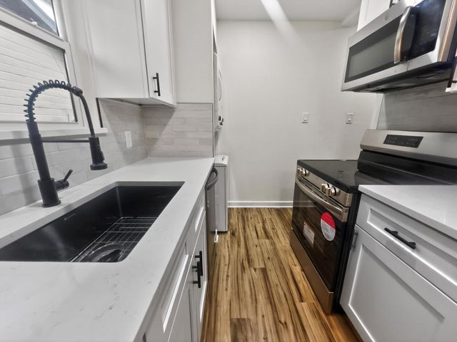 3438 Willowrun DR C, Austin, TX 78704