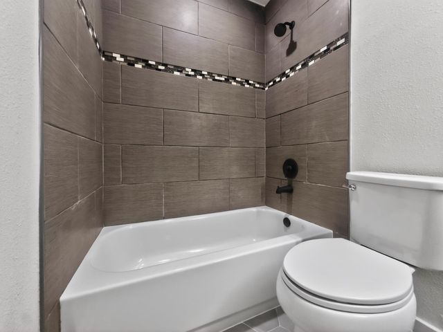 3438 Willowrun DR C, Austin, TX 78704