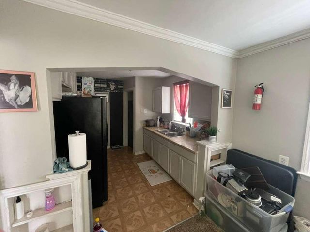 16608 Trinity Street, Detroit, MI 48219