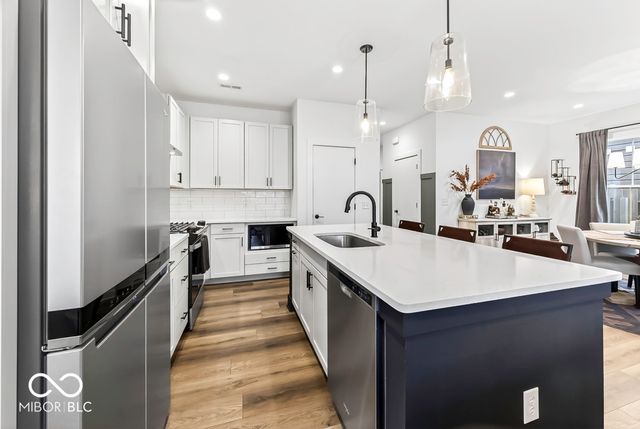 1053 W 18th Street, Indianapolis, IN 46202