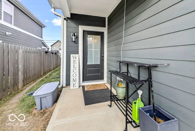 1053 W 18th Street, Indianapolis, IN 46202