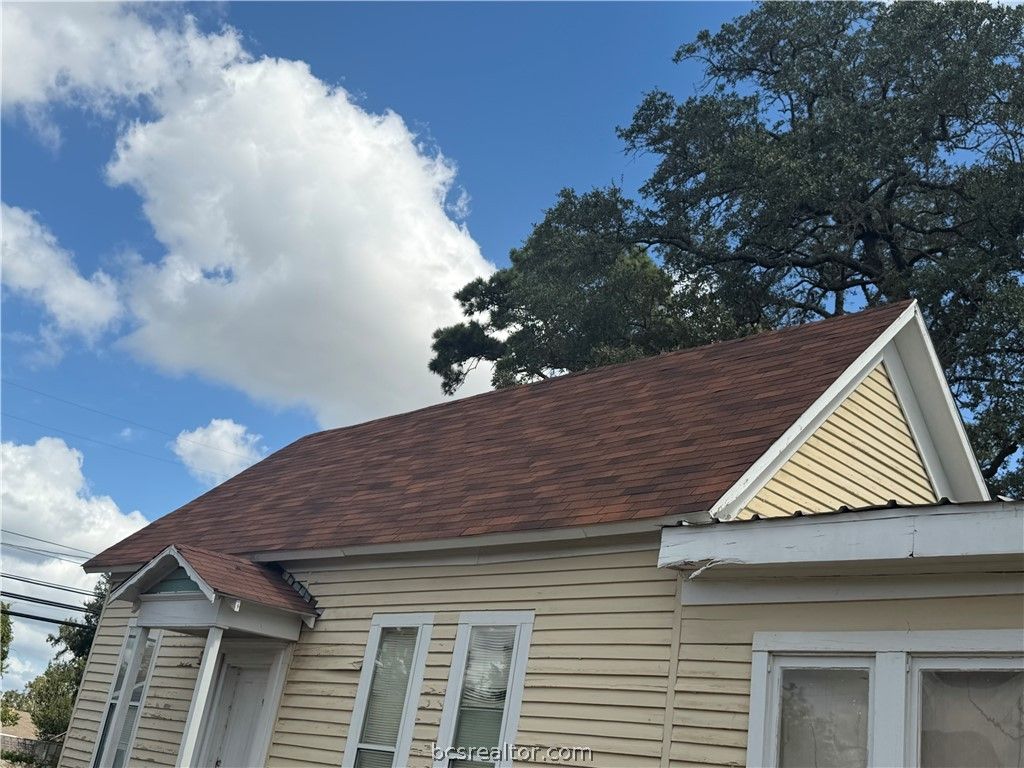 505 West Buck Street, Caldwell, TX 77836 — photo 5