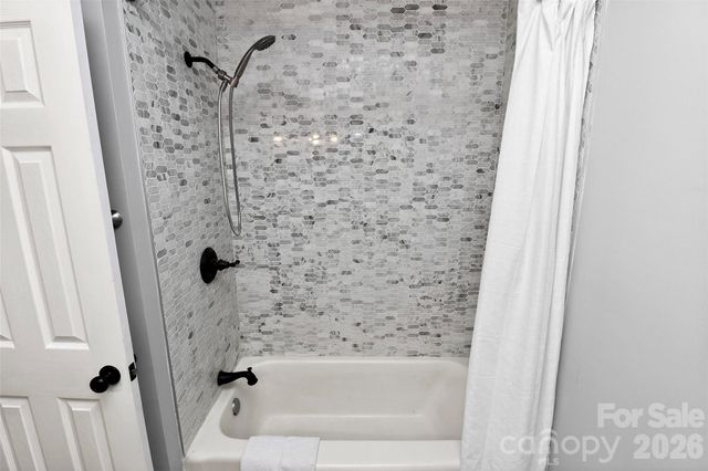 6632 Lancer Drive, Charlotte, NC 28226