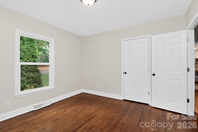 6632 Lancer Drive, Charlotte, NC 28226