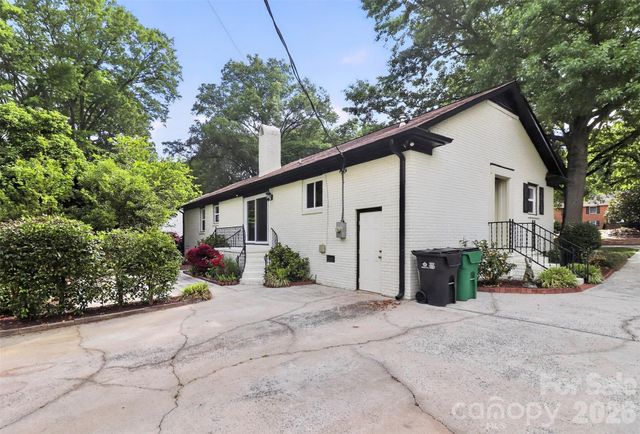 6632 Lancer Drive, Charlotte, NC 28226