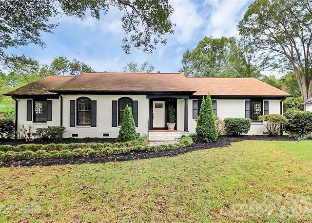 6632 Lancer Drive, Charlotte, NC 28226