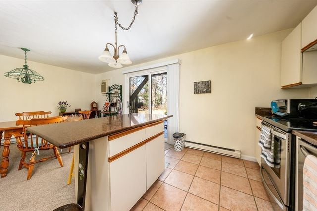 195 Falmouth Rd 9F, Mashpee, MA 02649