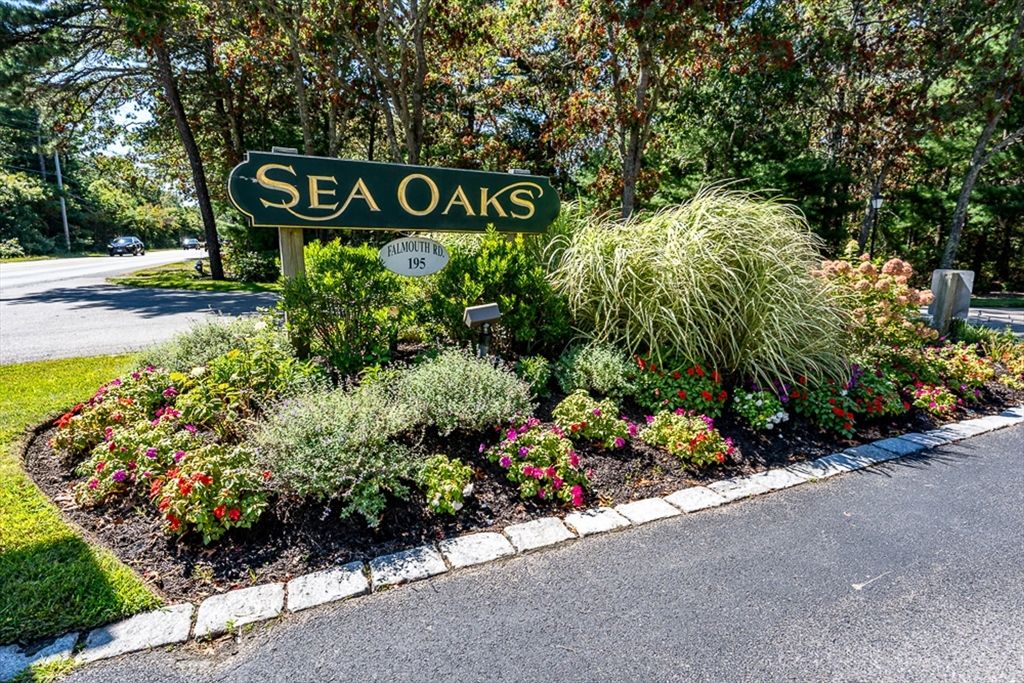 195 Falmouth Rd 9F, Mashpee, MA 02649