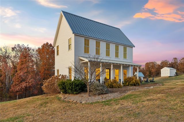 13325 Bryant Road, Siloam Springs, AR 72761