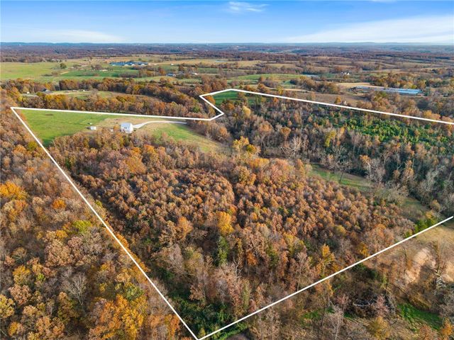 13325 Bryant Road, Siloam Springs, AR 72761