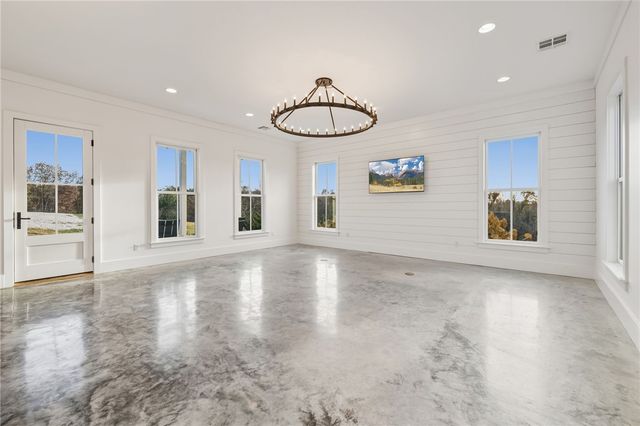 13325 Bryant Road, Siloam Springs, AR 72761