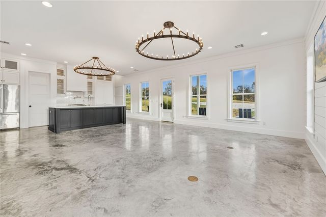 13325 Bryant Road, Siloam Springs, AR 72761