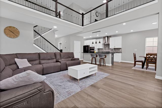 6815 Turnstone Loop, Sunbury, OH 43074