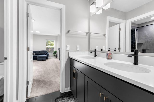 6815 Turnstone Loop, Sunbury, OH 43074