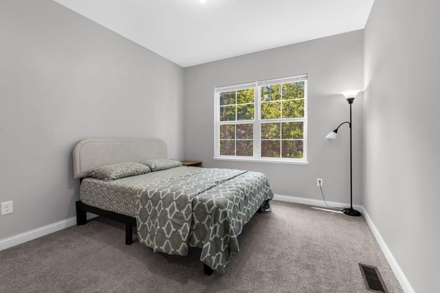 6815 Turnstone Loop, Sunbury, OH 43074