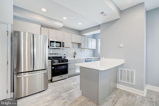 2915 BAKER ST, Baltimore, MD 21216