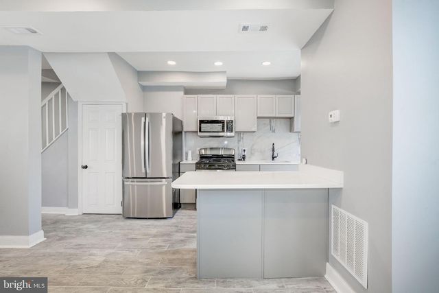 2915 BAKER ST, Baltimore, MD 21216