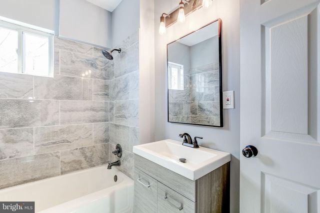 2915 BAKER ST, Baltimore, MD 21216