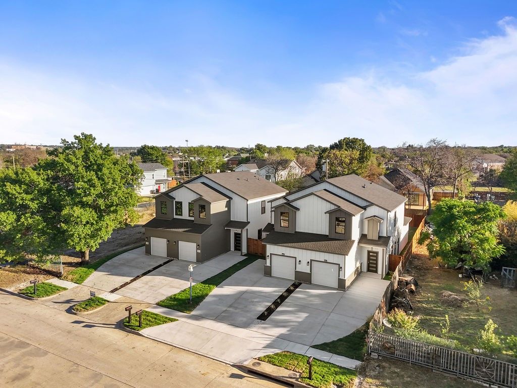 1628 & 1630 Bessie Street, Fort Worth, TX 76104 — photo 2