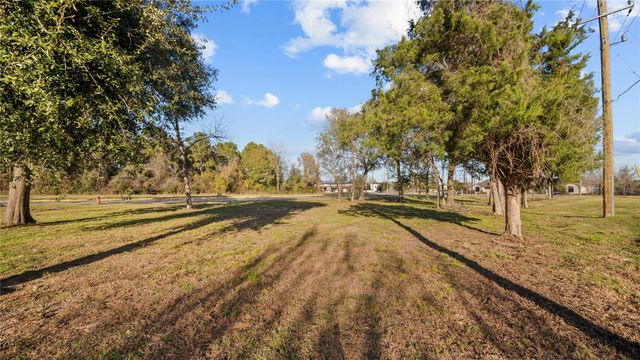 0 S Cherry Street, Tomball, TX 77375