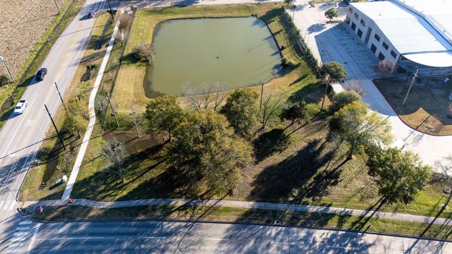 0 S Cherry Street, Tomball, TX 77375