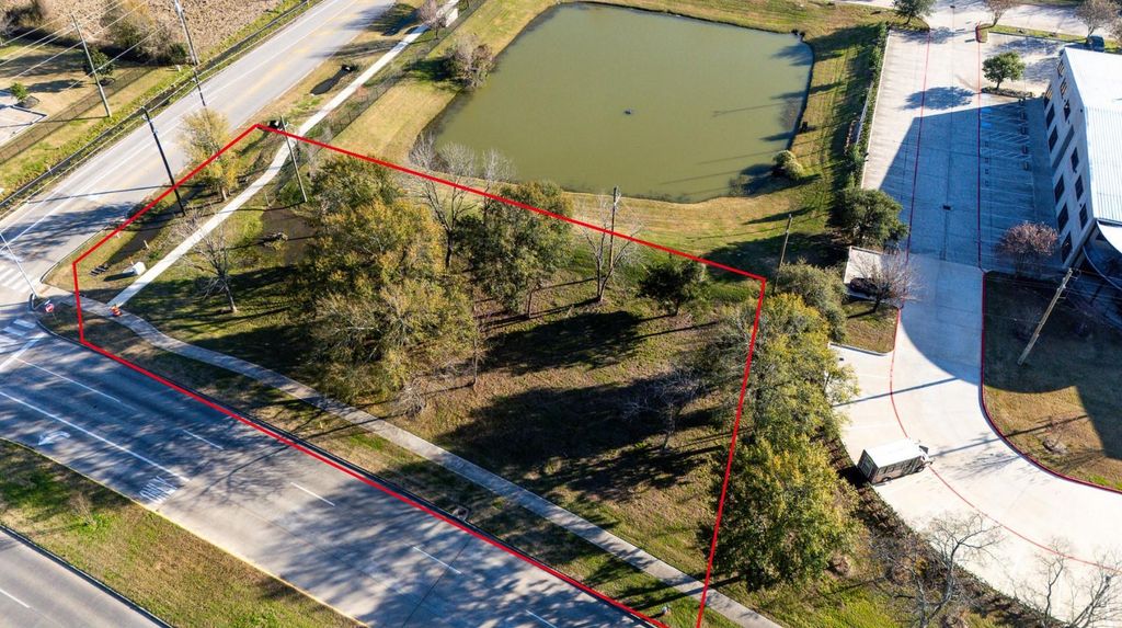 0 S Cherry Street, Tomball, TX 77375