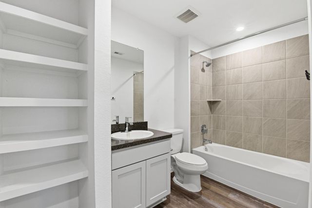 24343 Saddlestone Green Drive, Spring, TX 77373