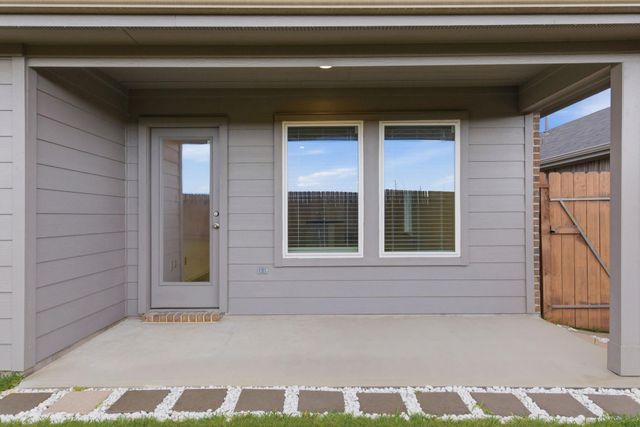 24343 Saddlestone Green Drive, Spring, TX 77373