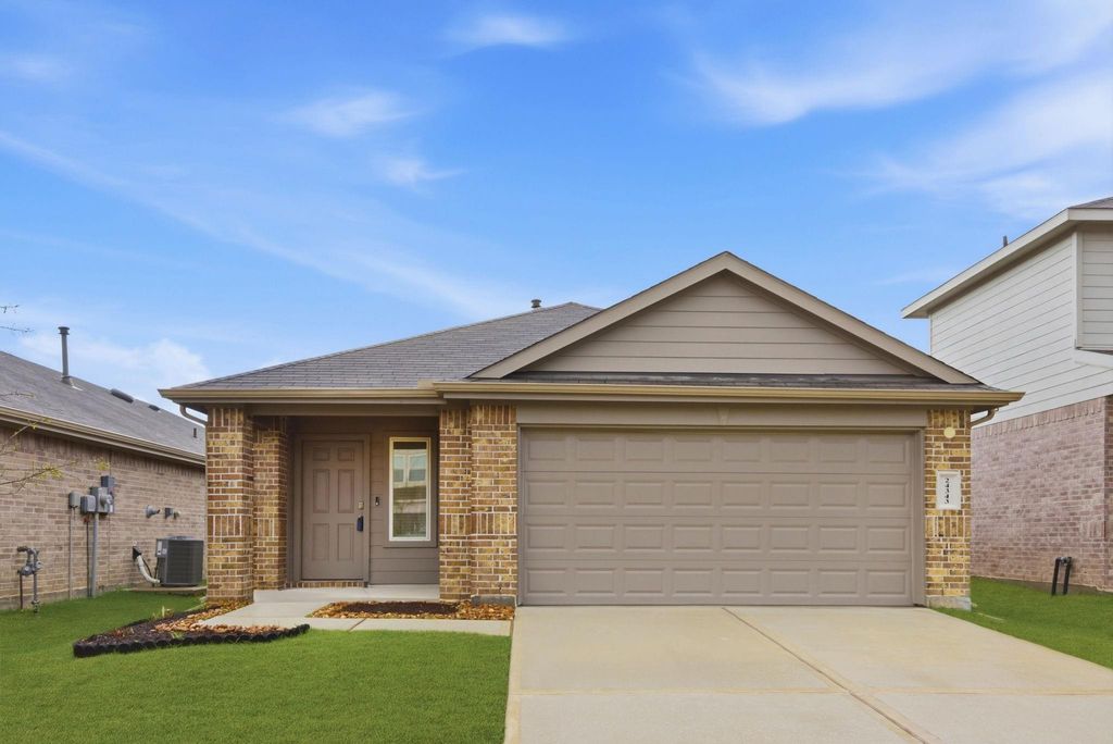 24343 Saddlestone Green Drive, Spring, TX 77373