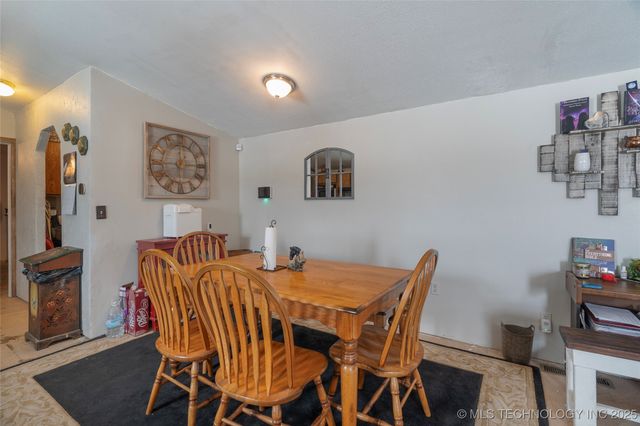 13009 Ns 419 Road, Delaware, OK 74027